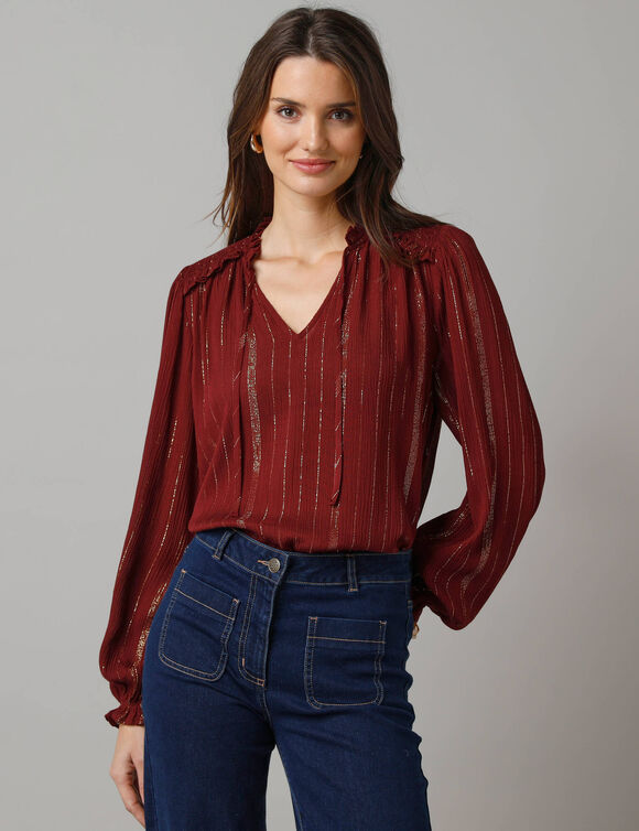 Blouse smockée en crépon, fils brillants (bordeaux) Blouse smockée en crépon, fils brillants (bordeaux)